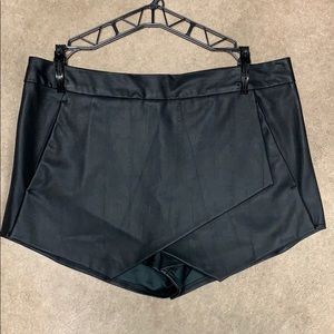 Faux leather skort